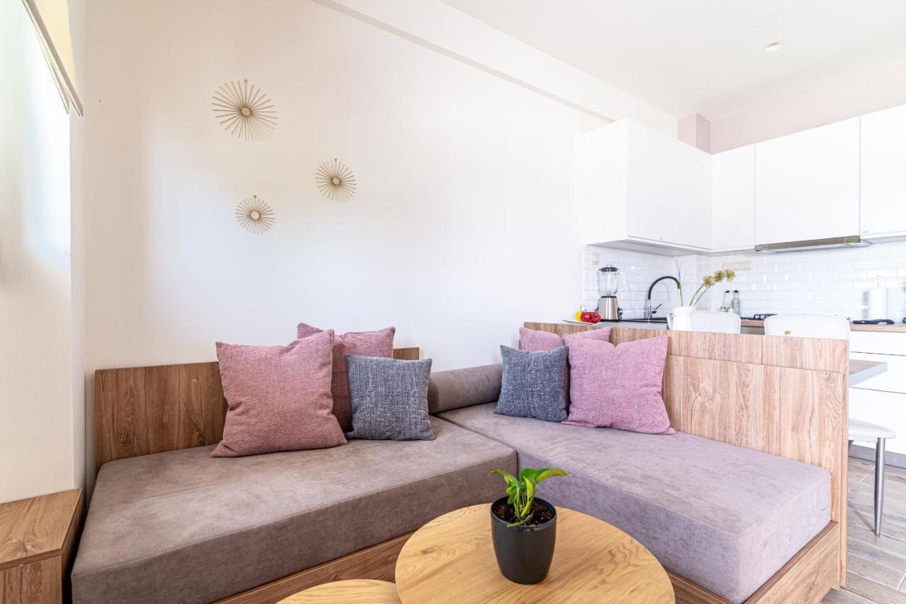Cozy House With Pool Near Beach Gazi Εξωτερικό φωτογραφία