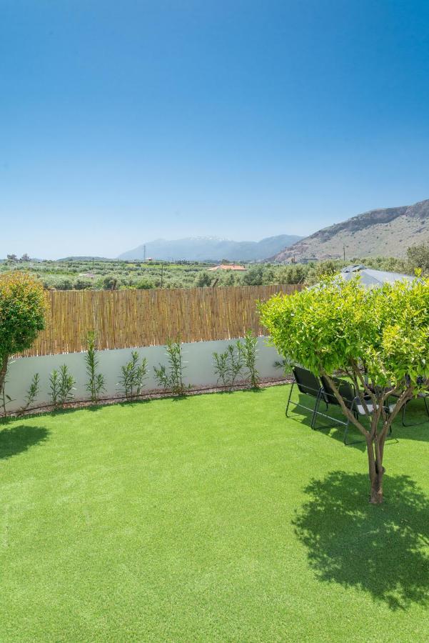 Cozy House With Pool Near Beach Gazi Εξωτερικό φωτογραφία