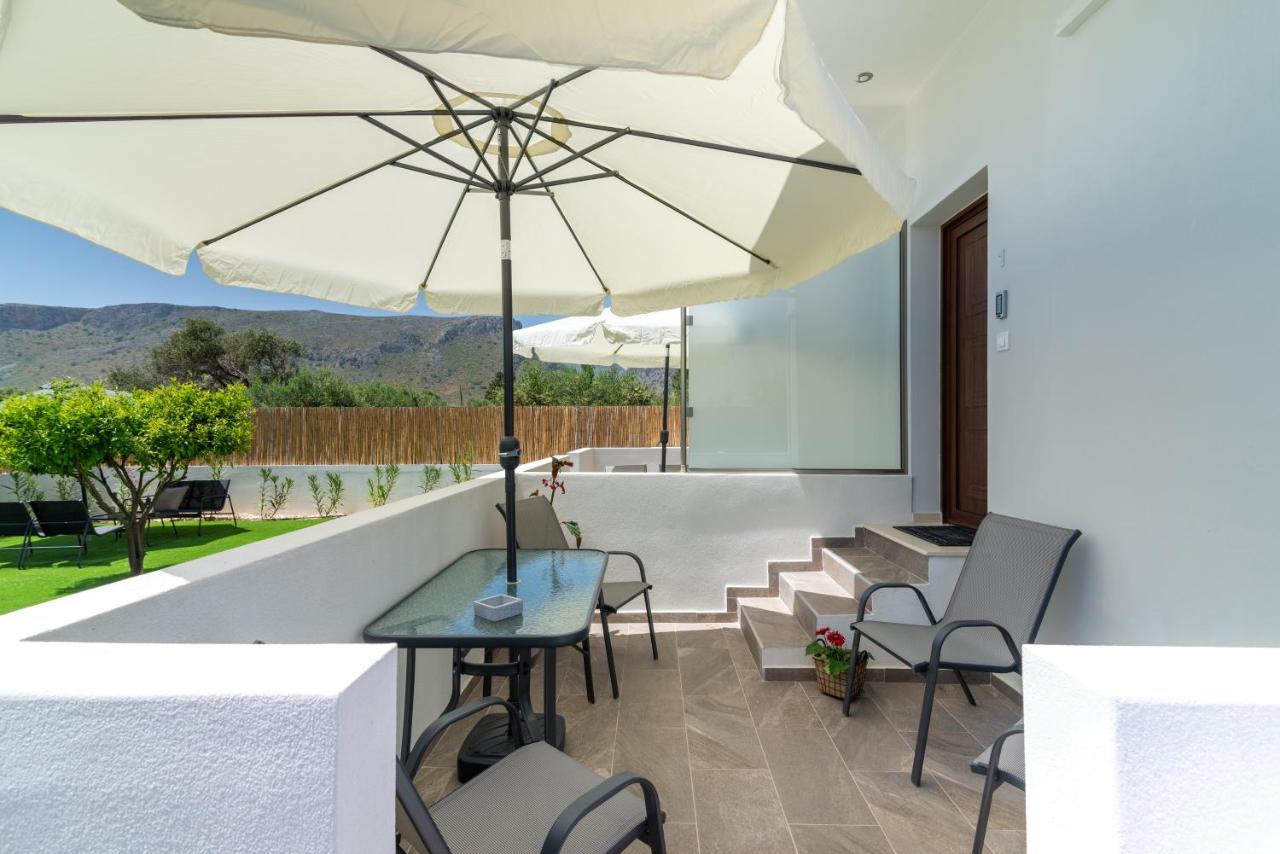 Cozy House With Pool Near Beach Gazi Εξωτερικό φωτογραφία