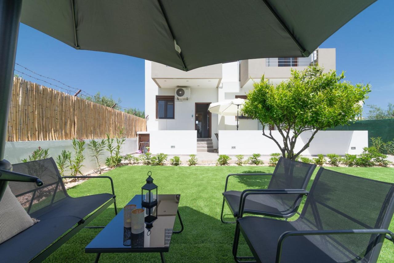 Cozy House With Pool Near Beach Gazi Εξωτερικό φωτογραφία