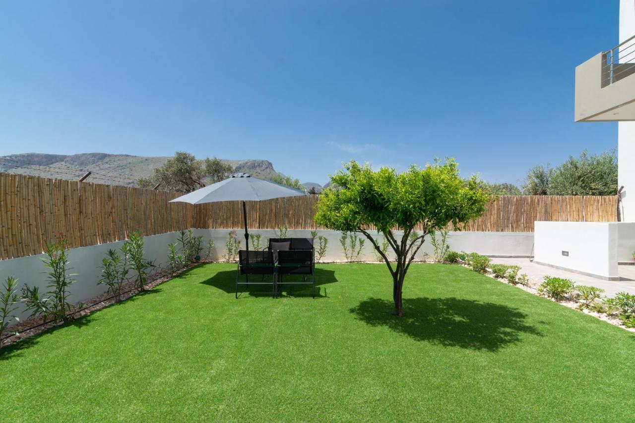 Cozy House With Pool Near Beach Gazi Εξωτερικό φωτογραφία