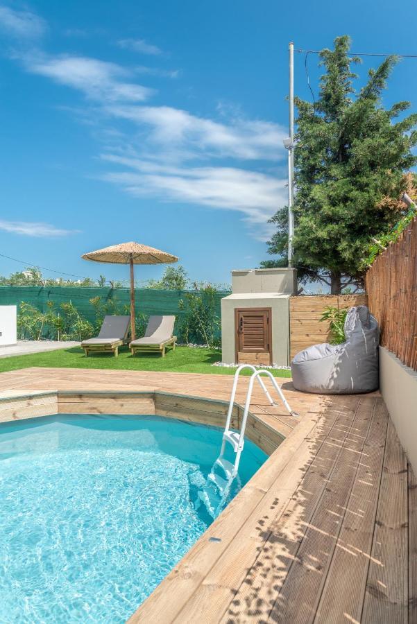 Cozy House With Pool Near Beach Gazi Εξωτερικό φωτογραφία