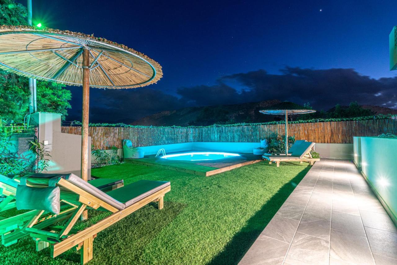Cozy House With Pool Near Beach Gazi Εξωτερικό φωτογραφία