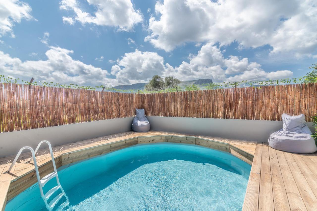 Cozy House With Pool Near Beach Gazi Εξωτερικό φωτογραφία